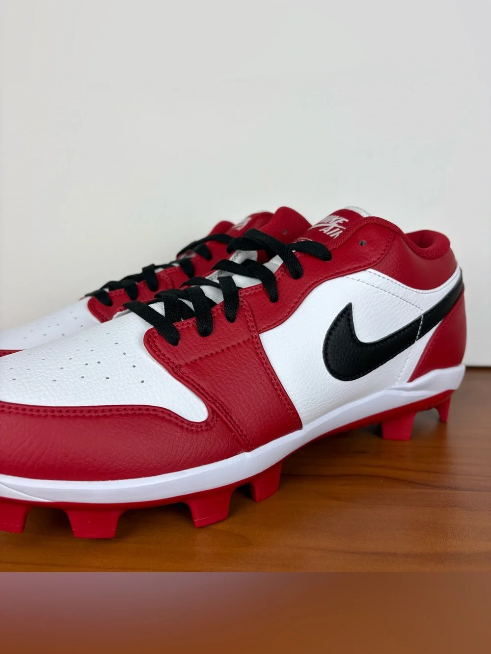 Nike Air Jordan 1 Retro MCS Low Baseball Cleats